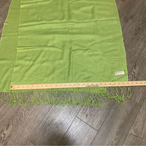 PASHMINA Avocado Green Tassel Scarf shall. - Picture 11 of 13